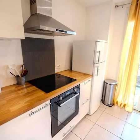 Lisa - Spacious Terrace Ground Floor - By Tgb Ajaccio (Corsica)