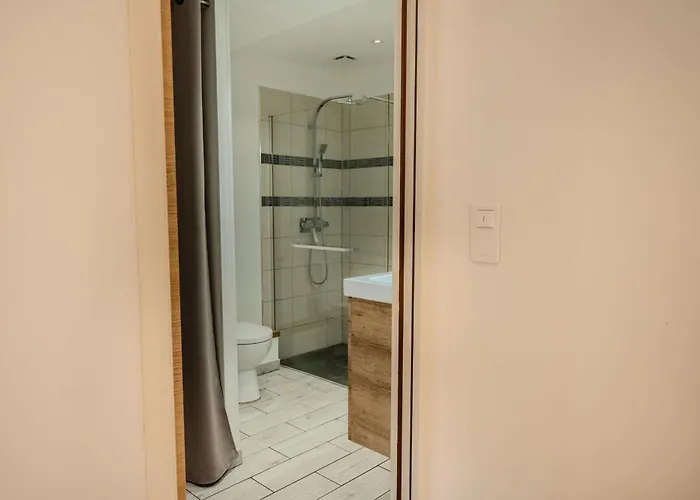 Apartment Lisa - Spacious Terrace Ground Floor - By Tgb *