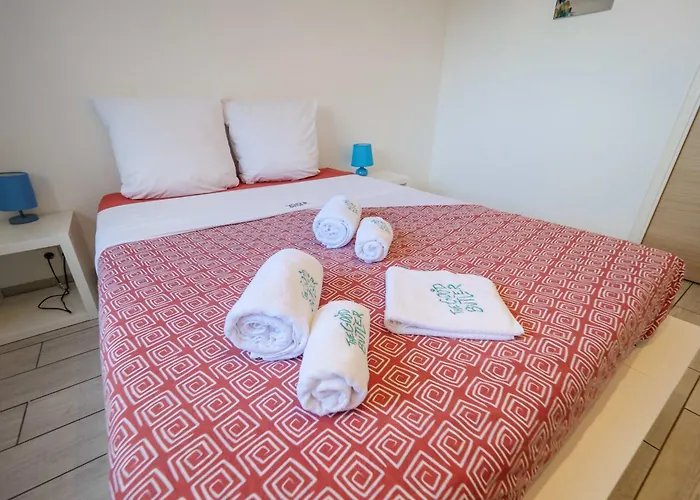 Lisa - Spacious Terrace Ground Floor - By Tgb Appartement *