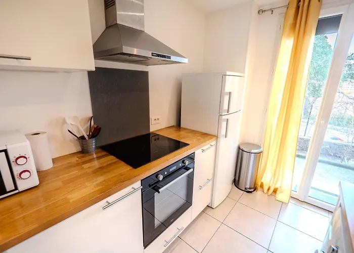 Lisa - Spacious Terrace Ground Floor - By Tgb Ajaccio (Corsica)