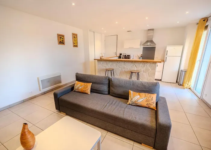 Lisa - Spacious Terrace Ground Floor - By Tgb * Ajaccio (Corsica)